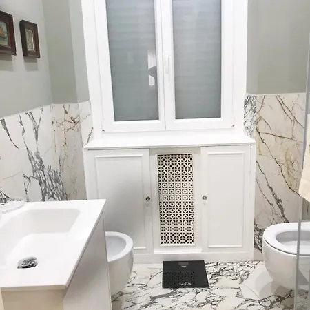شقة Elegant Talenti -2 Camere, 2 Bagni, Terrazza, Balcone, Parcheggio Gratuito روما
